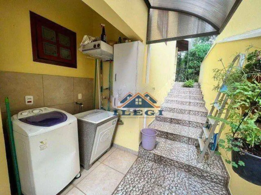 Casa de Condomínio com 3 quartos à venda, 330m2 em Condomínio Residencial Terras do Oriente, Valinhos - SP - imagem 7 Foto 7 de Casa de Condomínio com 3 quartos à venda, 330m2 em Condomínio Residencial Terras do Oriente, Valinhos - SP