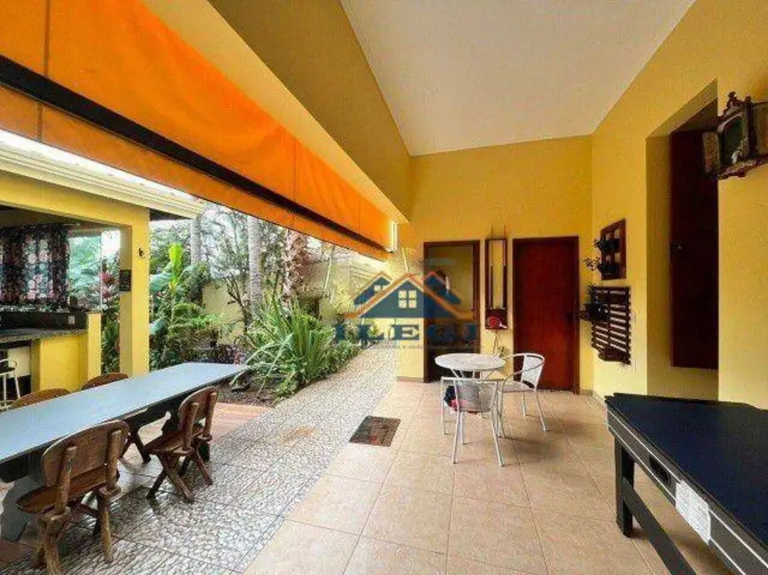 Casa de Condomínio com 3 quartos à venda, 330m2 em Condomínio Residencial Terras do Oriente, Valinhos - SP - imagem 9 Foto 9 de Casa de Condomínio com 3 quartos à venda, 330m2 em Condomínio Residencial Terras do Oriente, Valinhos - SP