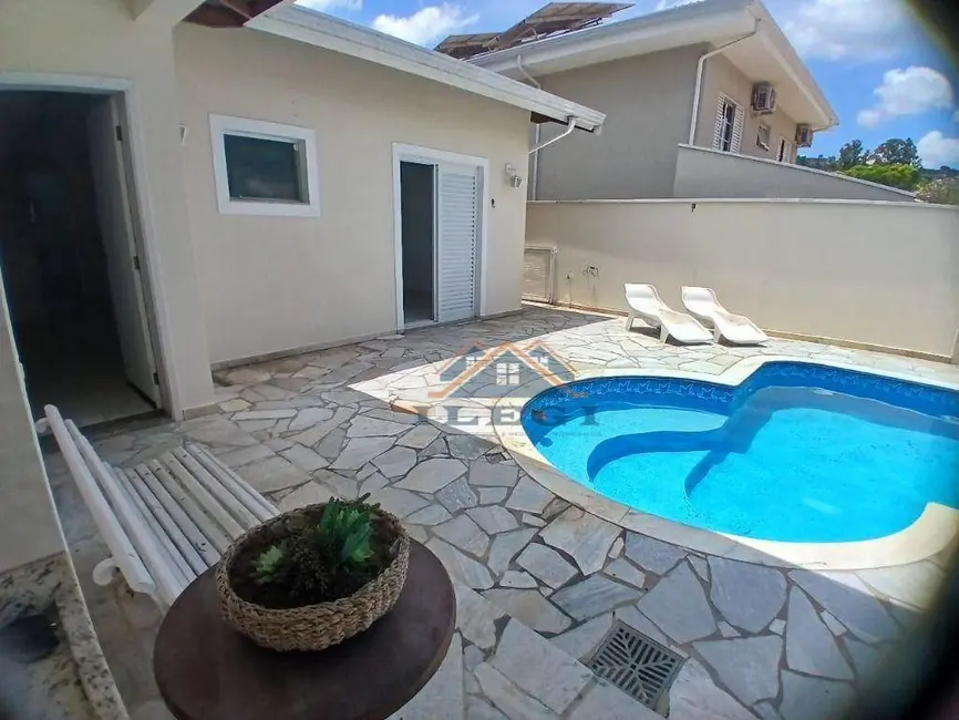 Casa de Condomínio com 3 quartos para alugar, 400m2 em Bosque, Vinhedo - SP - imagem 5 Foto 5 de Casa de Condomínio com 3 quartos para alugar, 400m2 em Bosque, Vinhedo - SP