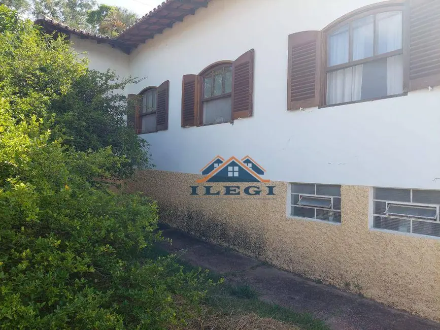 Foto 3 de Casa com 3 quartos à venda, 1000m2 em Centro, Vinhedo - SP
