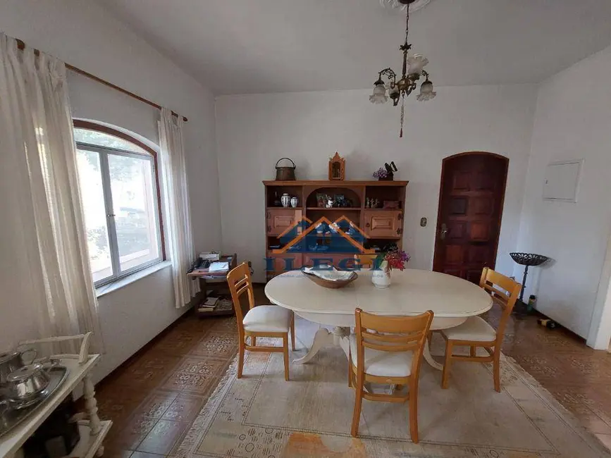 Foto 8 de Casa com 3 quartos à venda, 1000m2 em Centro, Vinhedo - SP