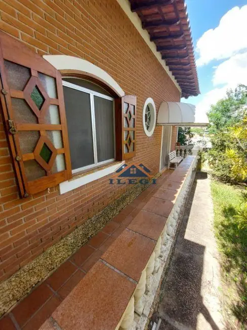 Foto 1 de Casa com 3 quartos à venda, 1000m2 em Centro, Vinhedo - SP