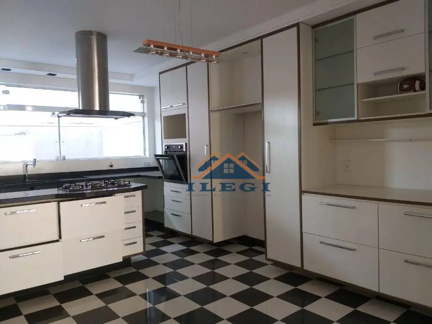 Casa de Condomínio com 3 quartos à venda, 1000m2 em Pinheiro, Valinhos - SP - imagem 9 Foto 9 de Casa de Condomínio com 3 quartos à venda, 1000m2 em Pinheiro, Valinhos - SP