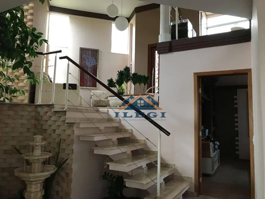 Casa de Condomínio com 3 quartos à venda, 320m2 em Pinheiro, Valinhos - SP - imagem 9 Foto 9 de Casa de Condomínio com 3 quartos à venda, 320m2 em Pinheiro, Valinhos - SP