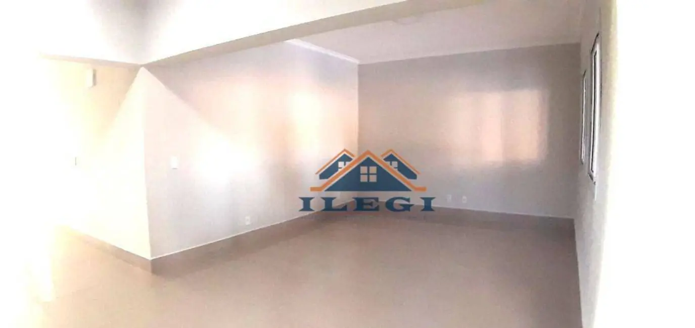 Casa de Condomínio com 4 quartos à venda, 1000m2 em Pinheiro, Valinhos - SP - imagem 4 Foto 4 de Casa de Condomínio com 4 quartos à venda, 1000m2 em Pinheiro, Valinhos - SP