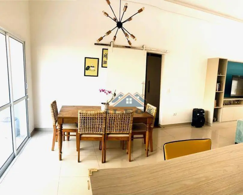 Foto 8 de Casa de Condomínio com 3 quartos à venda, 1736m2 em Caixa D´Água, Vinhedo - SP