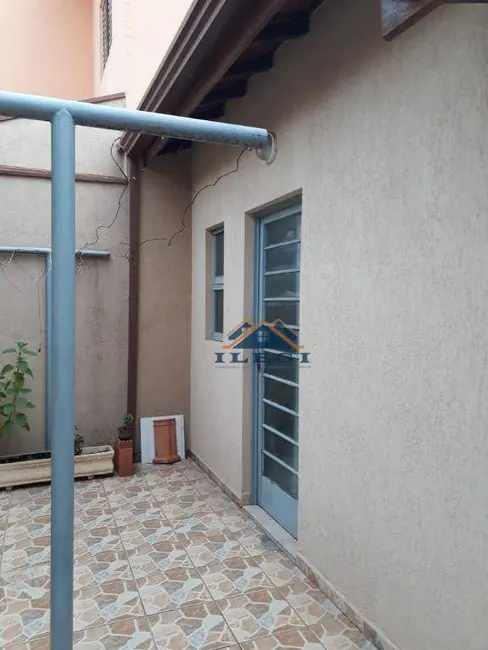 Casa de Condomínio com 2 quartos à venda, 200m2 em Colinas dos Álamos, Valinhos - SP - imagem 6 Foto 6 de Casa de Condomínio com 2 quartos à venda, 200m2 em Colinas dos Álamos, Valinhos - SP