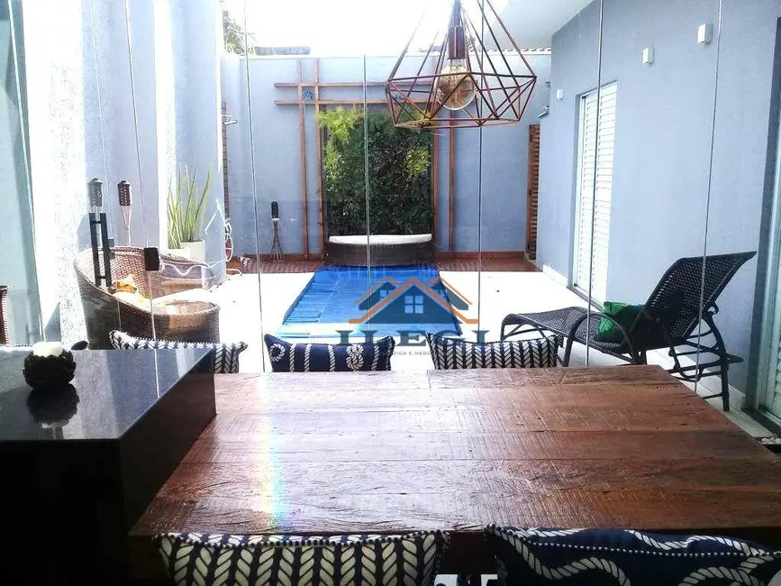 Foto 3 de Casa de Condomínio com 3 quartos à venda, 300m2 em Pinheirinho, Vinhedo - SP