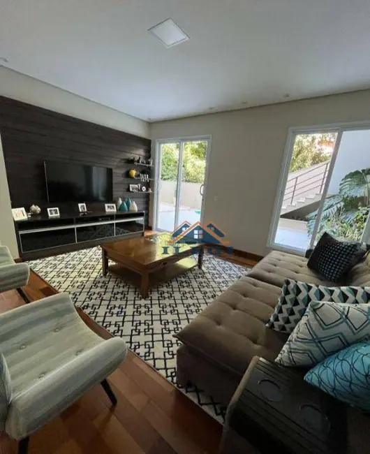 Foto 3 de Casa de Condomínio com 6 quartos à venda, 1150m2 em Marambaia, Vinhedo - SP