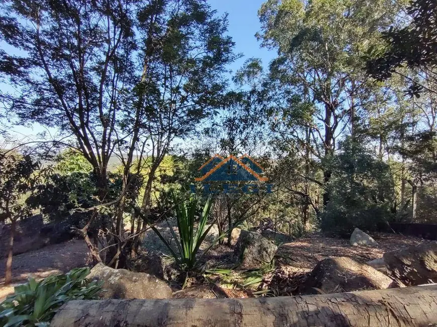 Foto 2 de Chácara com 4 quartos à venda, 2330m2 em Parque Valinhos, Valinhos - SP