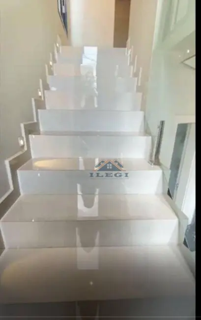 Foto 4 de Casa de Condomínio com 3 quartos para alugar, 300m2 em Pinheirinho, Vinhedo - SP