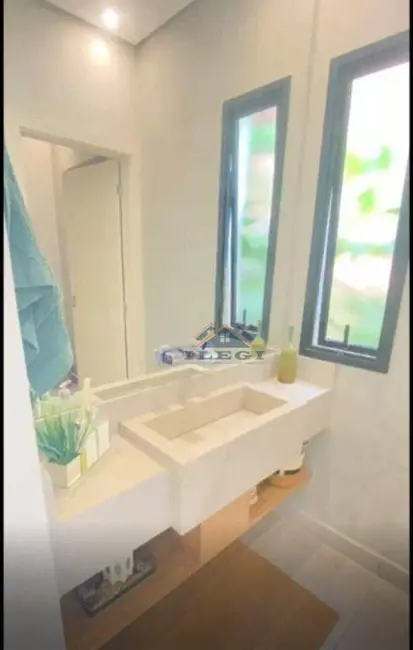 Foto 8 de Casa de Condomínio com 3 quartos para alugar, 300m2 em Pinheirinho, Vinhedo - SP