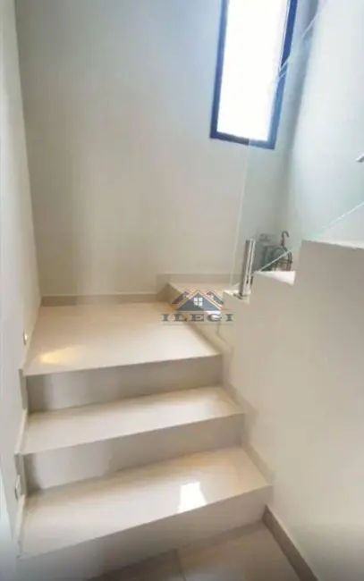 Foto 3 de Casa de Condomínio com 3 quartos para alugar, 300m2 em Pinheirinho, Vinhedo - SP