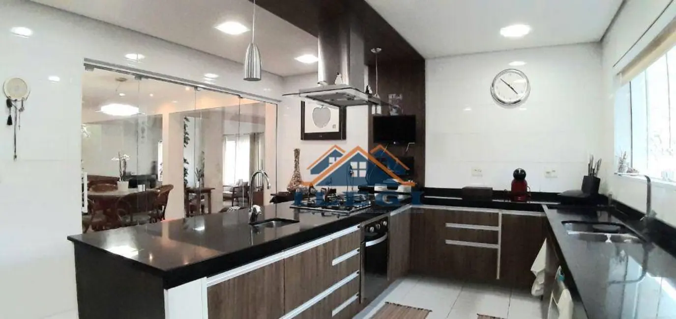 Casa de Condomínio com 5 quartos à venda, 1620m2 em Pinheiro, Valinhos - SP - imagem 7 Foto 7 de Casa de Condomínio com 5 quartos à venda, 1620m2 em Pinheiro, Valinhos - SP