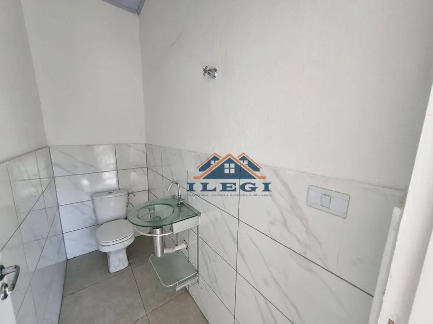 Foto 3 de Casa com 2 quartos à venda, 130m2 em Centro, Vinhedo - SP
