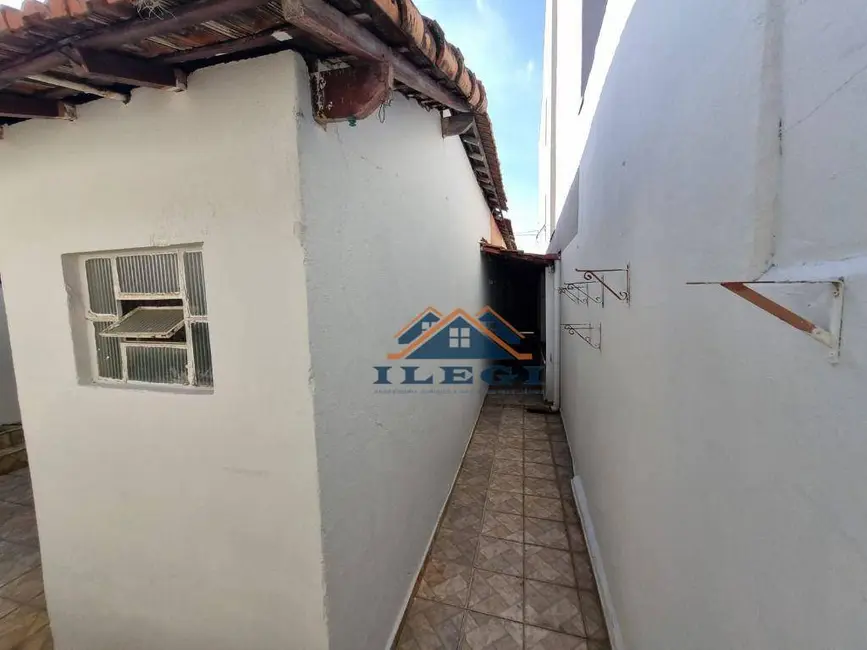 Foto 5 de Casa com 2 quartos à venda, 130m2 em Centro, Vinhedo - SP