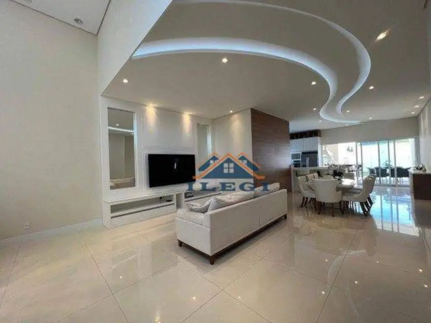 Foto 2 de Casa de Condomínio com 3 quartos à venda, 517m2 em Medeiros, Jundiai - SP