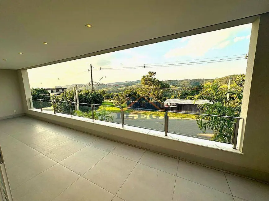 Foto 8 de Casa de Condomínio com 5 quartos à venda e para alugar, 800m2 em Vinhedo - SP