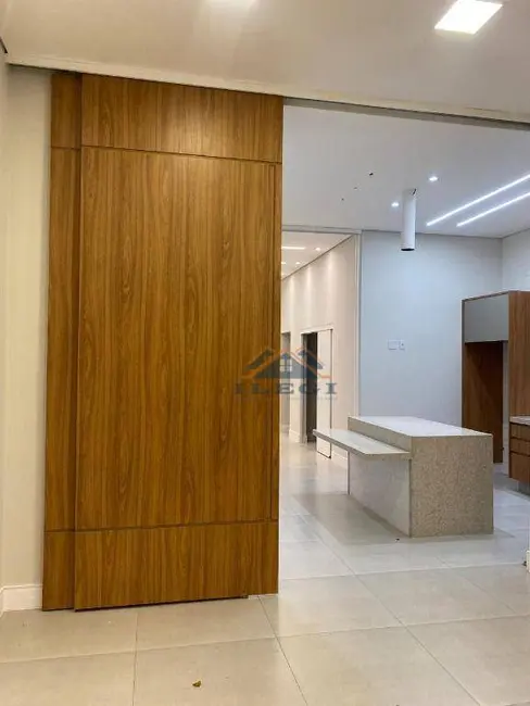 Casa de Condomínio com 5 quartos à venda e para alugar, 800m2 em Vinhedo - SP - imagem 5 Foto 5 de Casa de Condomínio com 5 quartos à venda e para alugar, 800m2 em Vinhedo - SP