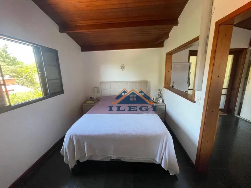 Casa de Condomínio com 6 quartos à venda e para alugar, 1000m2 em Valinhos - SP - imagem 3 Foto 3 de Casa de Condomínio com 6 quartos à venda e para alugar, 1000m2 em Valinhos - SP