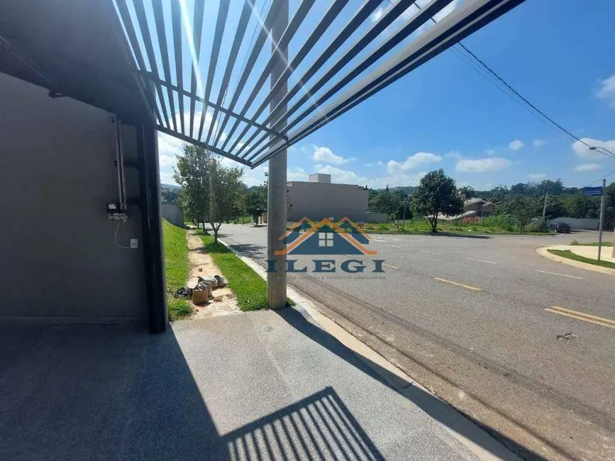 Casa com 3 quartos à venda, 250m2 em Pinheirinho, Vinhedo - SP - imagem 3 Foto 3 de Casa com 3 quartos à venda, 250m2 em Pinheirinho, Vinhedo - SP