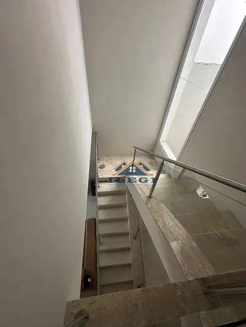 Casa com 3 quartos à venda, 250m2 em Santa Cândida, Vinhedo - SP - imagem 8 Foto 8 de Casa com 3 quartos à venda, 250m2 em Santa Cândida, Vinhedo - SP