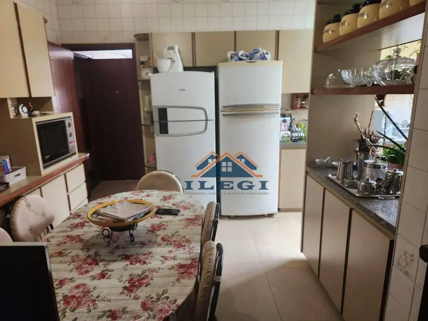 Apartamento com 4 quartos à venda, 154m2 em Centro, Catanduva - SP - imagem 9 Foto 9 de Apartamento com 4 quartos à venda, 154m2 em Centro, Catanduva - SP