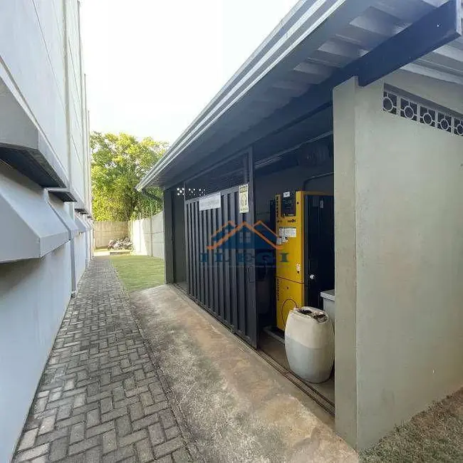 Armazém / Galpão à venda, 1065m2 em Distrito Industrial Benedito Storani, Vinhedo - SP - imagem 4 Foto 4 de Armazém / Galpão à venda, 1065m2 em Distrito Industrial Benedito Storani, Vinhedo - SP