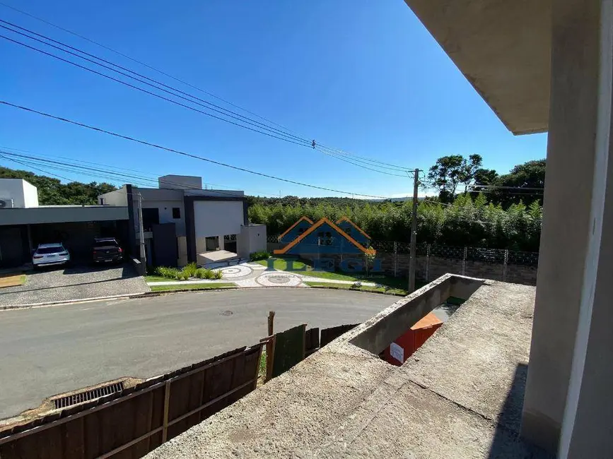 Casa de Condomínio com 3 quartos à venda, 380m2 em Chácaras Silvania, Valinhos - SP - imagem 4 Foto 4 de Casa de Condomínio com 3 quartos à venda, 380m2 em Chácaras Silvania, Valinhos - SP