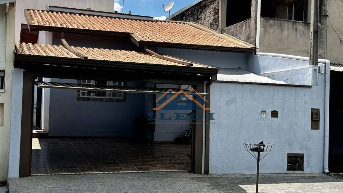 Foto 2 de Casa com 2 quartos à venda, 160m2 em Capela, Vinhedo - SP