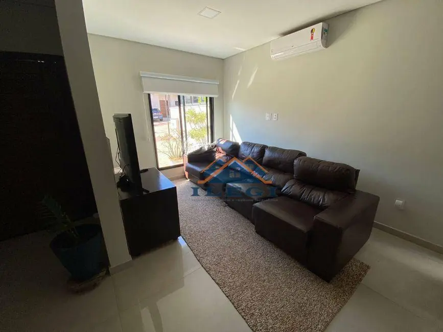 Foto 4 de Casa de Condomínio com 3 quartos à venda, 120m2 em Chácaras Silvania, Valinhos - SP