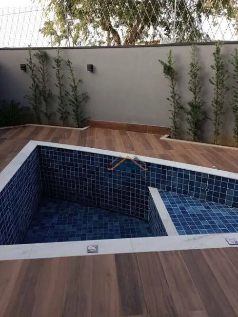 Casa de Condomínio com 3 quartos à venda, 309m2 em Santa Cruz, Valinhos - SP - imagem 7 Foto 7 de Casa de Condomínio com 3 quartos à venda, 309m2 em Santa Cruz, Valinhos - SP