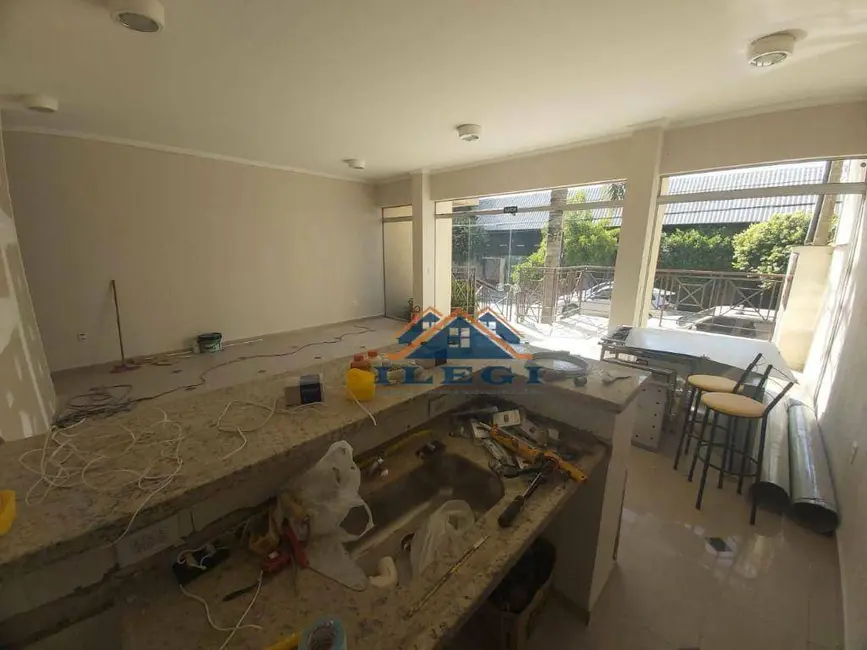 Sala Comercial para alugar, 70m2 em Centro, Vinhedo - SP - imagem 1 Foto 1 de Sala Comercial para alugar, 70m2 em Centro, Vinhedo - SP