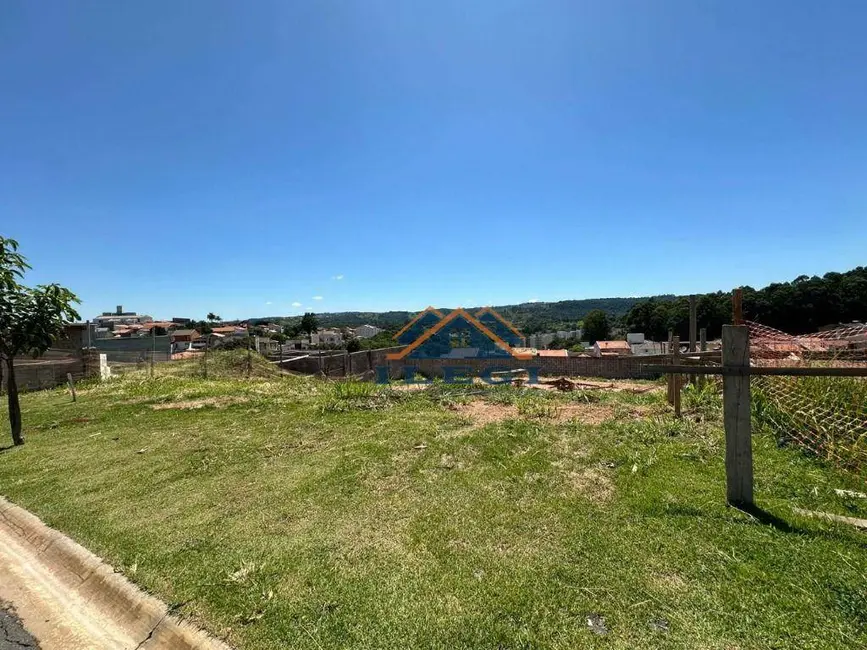 Foto 2 de Terreno / Lote à venda, 301m2 em Vila Pagano, Valinhos - SP