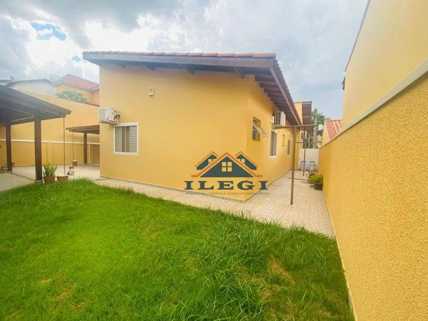 Casa com 3 quartos à venda, 396m2 em Bosque, Vinhedo - SP - imagem 4 Foto 4 de Casa com 3 quartos à venda, 396m2 em Bosque, Vinhedo - SP