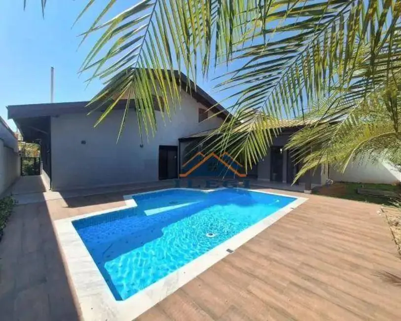 Casa de Condomínio com 3 quartos à venda, 450m2 em Condomínio Residencial Terras do Caribe, Valinhos - SP - imagem 3 Foto 3 de Casa de Condomínio com 3 quartos à venda, 450m2 em Condomínio Residencial Terras do Caribe, Valinhos - SP