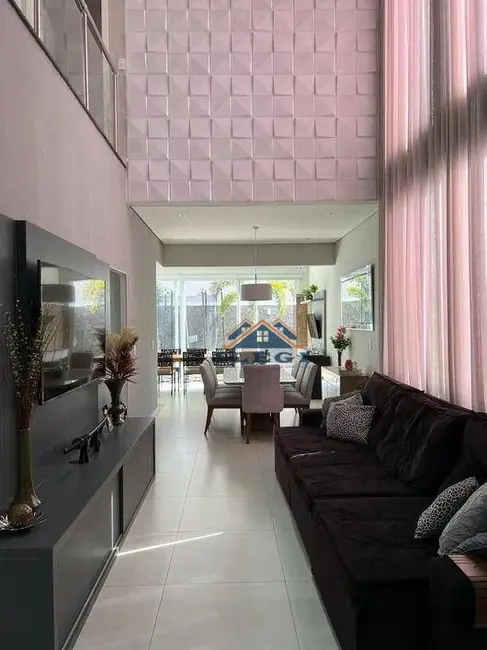 Casa de Condomínio com 3 quartos à venda, 249m2 em Pinheiro, Valinhos - SP - imagem 5 Foto 5 de Casa de Condomínio com 3 quartos à venda, 249m2 em Pinheiro, Valinhos - SP