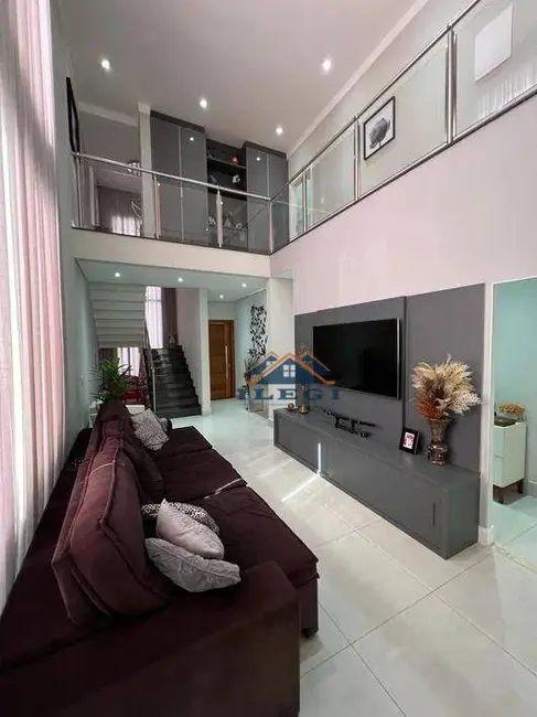 Casa de Condomínio com 3 quartos à venda, 249m2 em Pinheiro, Valinhos - SP - imagem 6 Foto 6 de Casa de Condomínio com 3 quartos à venda, 249m2 em Pinheiro, Valinhos - SP