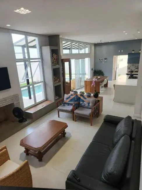 Casa de Condomínio com 4 quartos à venda, 317m2 em Valinhos - SP - imagem 4 Foto 4 de Casa de Condomínio com 4 quartos à venda, 317m2 em Valinhos - SP