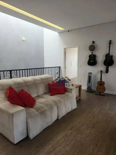 Casa de Condomínio com 4 quartos à venda, 317m2 em Valinhos - SP - imagem 6 Foto 6 de Casa de Condomínio com 4 quartos à venda, 317m2 em Valinhos - SP