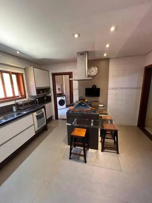 Foto 9 de Casa de Condomínio com 3 quartos à venda, 462m2 em Santa Cruz, Valinhos - SP