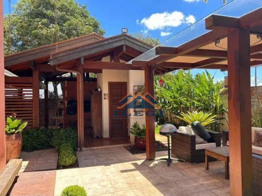 Foto 3 de Casa de Condomínio com 3 quartos à venda, 462m2 em Santa Cruz, Valinhos - SP