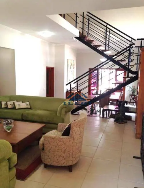 Foto 5 de Casa de Condomínio com 3 quartos à venda, 360m2 em Santa Rosa, Vinhedo - SP