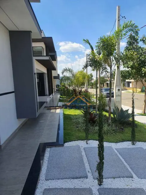 Casa de Condomínio com 3 quartos à venda, 300m2 em Itupeva - SP - imagem 3 Foto 3 de Casa de Condomínio com 3 quartos à venda, 300m2 em Itupeva - SP