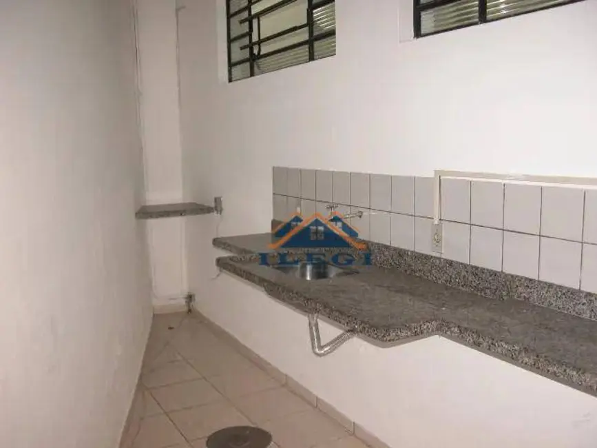 Sala Comercial para alugar, 170m2 em Vila Bissoto, Valinhos - SP - imagem 4 Foto 4 de Sala Comercial para alugar, 170m2 em Vila Bissoto, Valinhos - SP