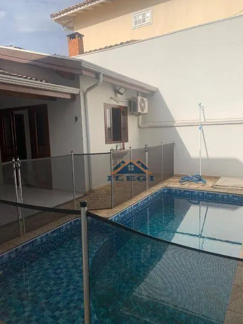 Foto 2 de Casa de Condomínio com 4 quartos à venda e para alugar, 200m2 em Pinheirinho, Vinhedo - SP