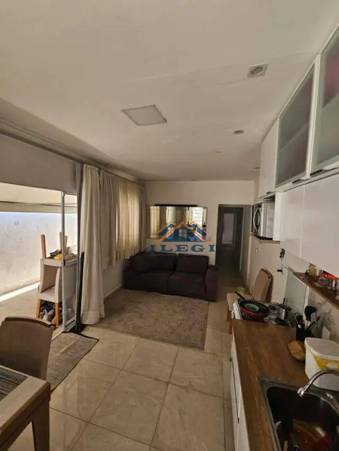 Casa com 2 quartos à venda, 125m2 em Santa Maria, Osasco - SP - imagem 8 Foto 8 de Casa com 2 quartos à venda, 125m2 em Santa Maria, Osasco - SP