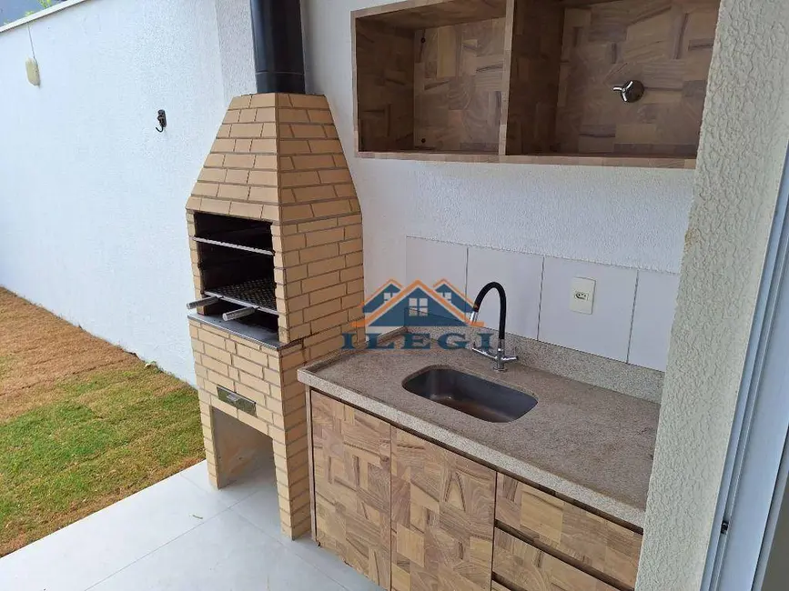 Foto 4 de Casa de Condomínio com 3 quartos à venda, 250m2 em Pinheirinho, Vinhedo - SP