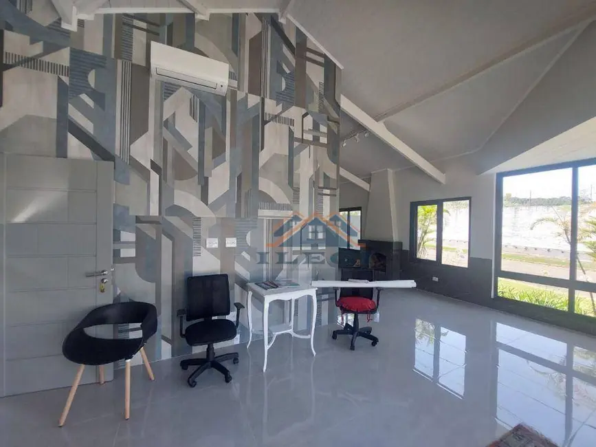 Foto 8 de Casa de Condomínio com 3 quartos à venda e para alugar, 1500m2 em Vinhedo - SP