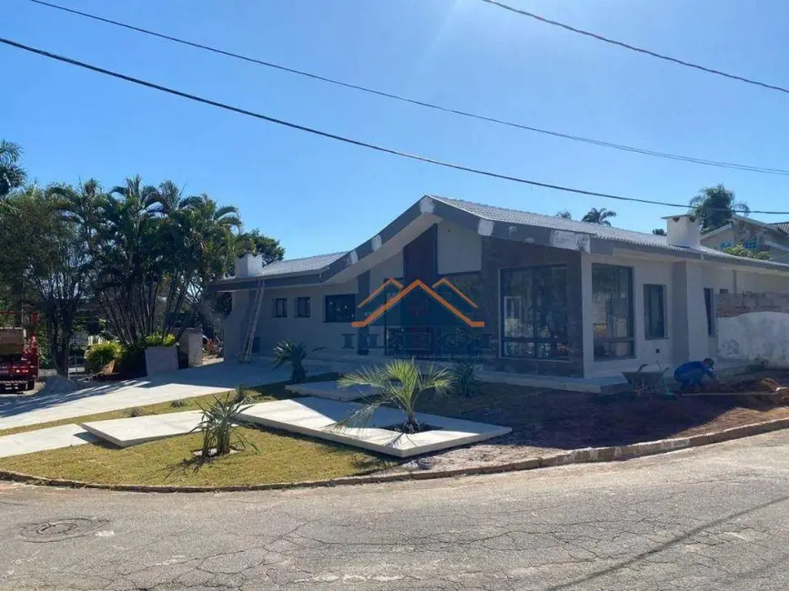 Foto 1 de Casa de Condomínio com 3 quartos à venda, 1500m2 em Vinhedo - SP
